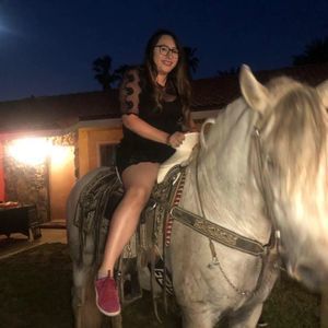 Meet your Posher, Marissa